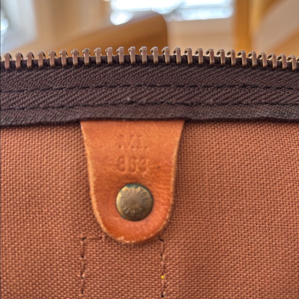 Louis Vuitton Keepall 55 - Picture 8 of 9